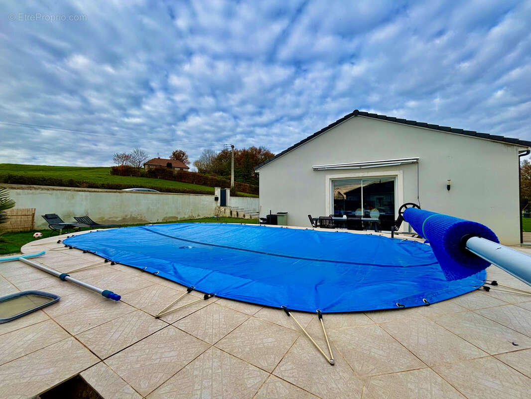 Maison à PARAY-LE-MONIAL