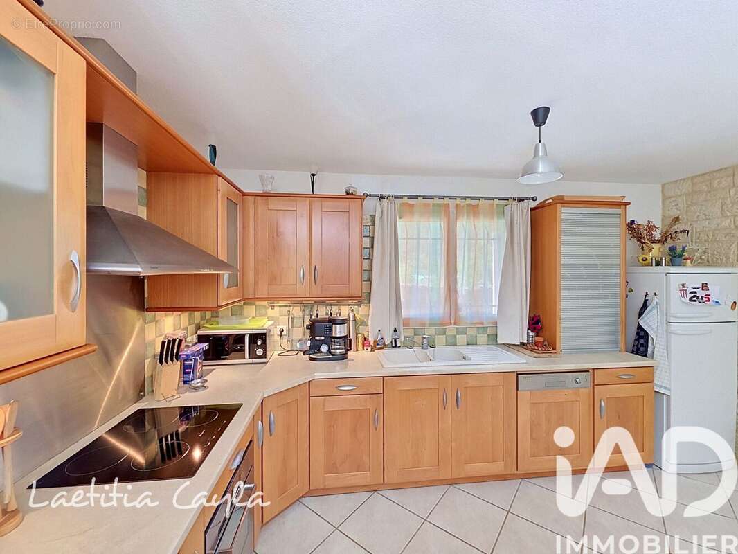 Maison 101 m² à Saint-Privat  - photo 2