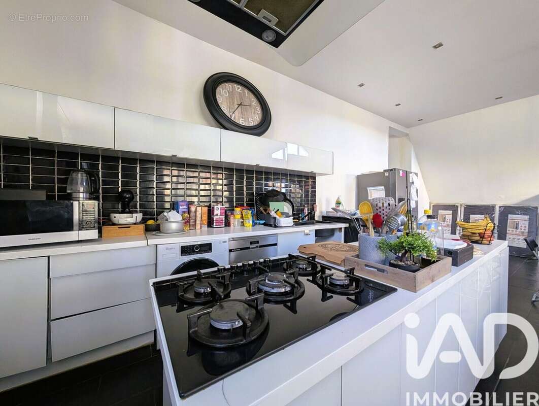 Photo 4 - Commerce à CHAMPIGNY-SUR-MARNE