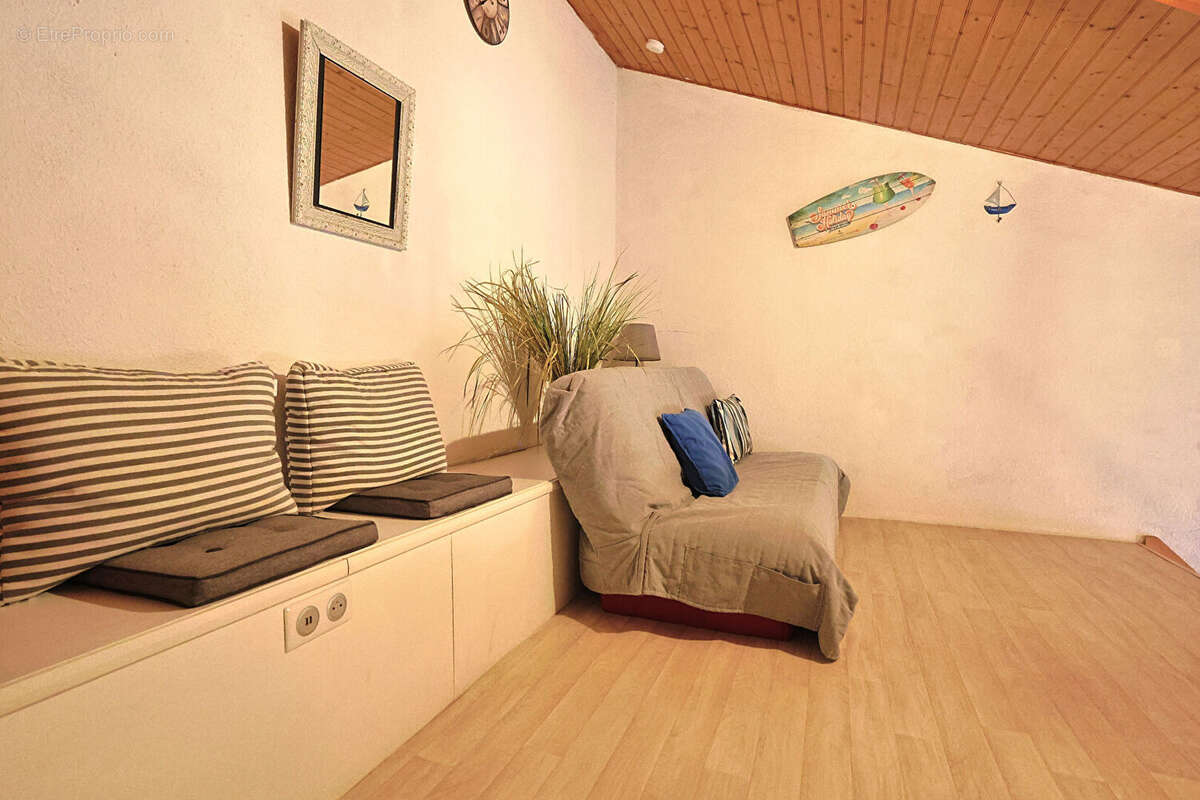 Appartement à VAUX-SUR-MER