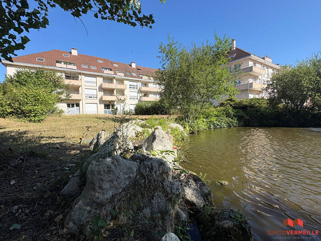 Appartement à SAINT-REMY-LES-CHEVREUSE