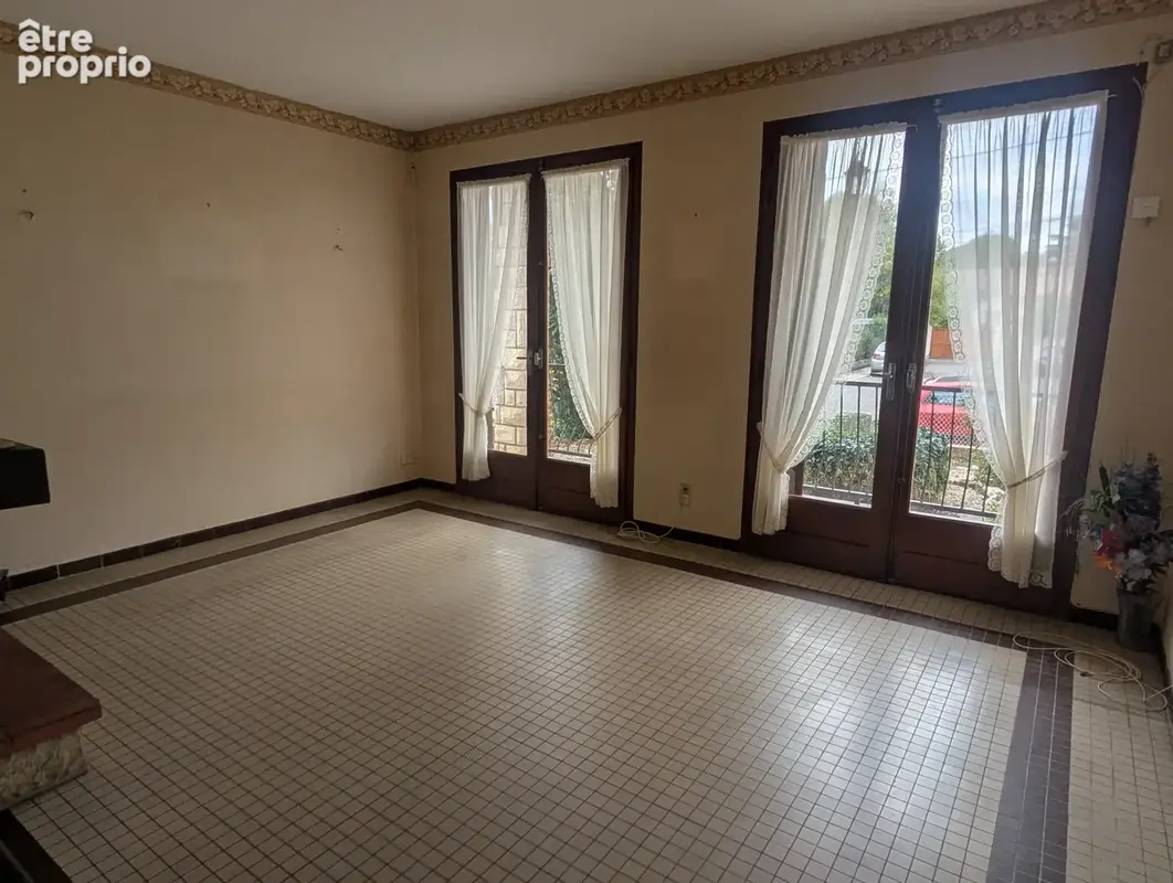 Maison de plain-pied avec jardin, proche des commodités - photo 2