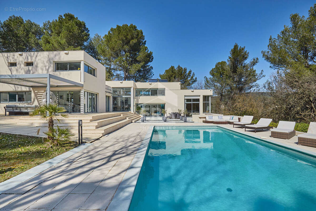 Maison à AIX-EN-PROVENCE