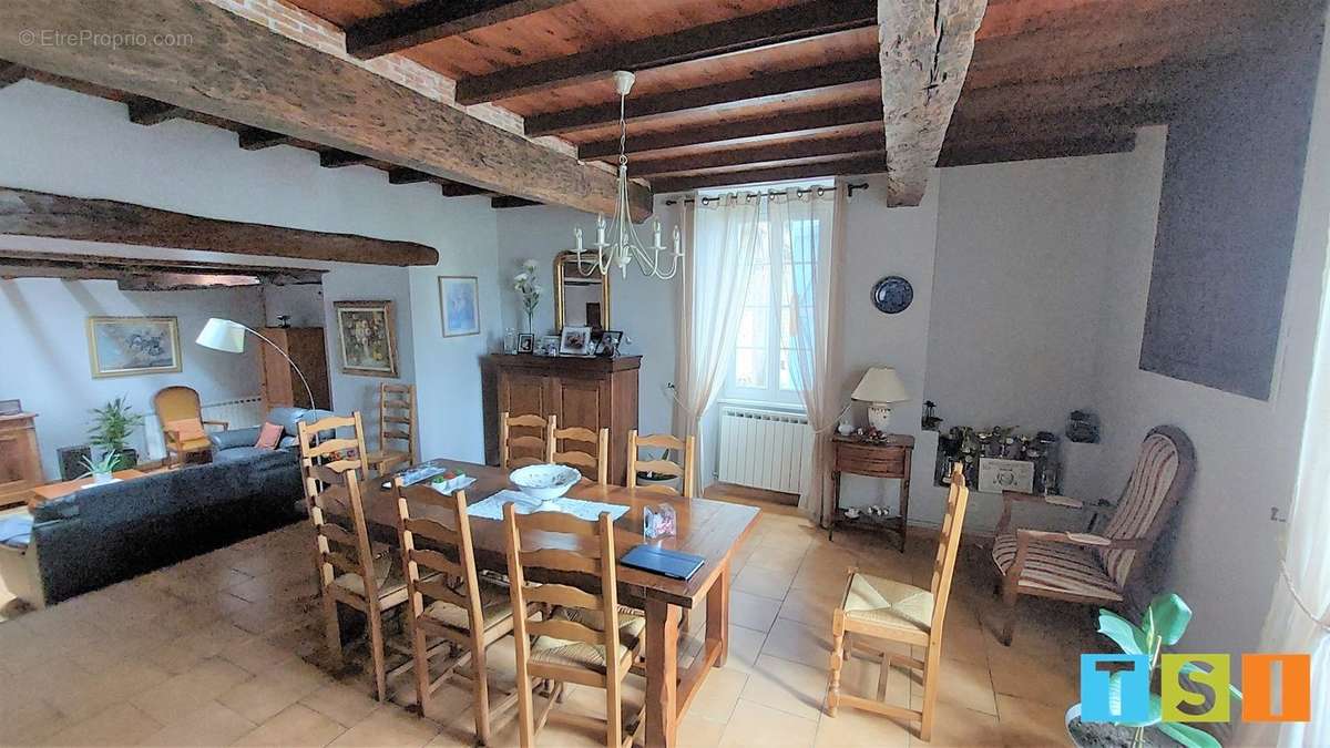 Maison à BOULOGNE-SUR-GESSE