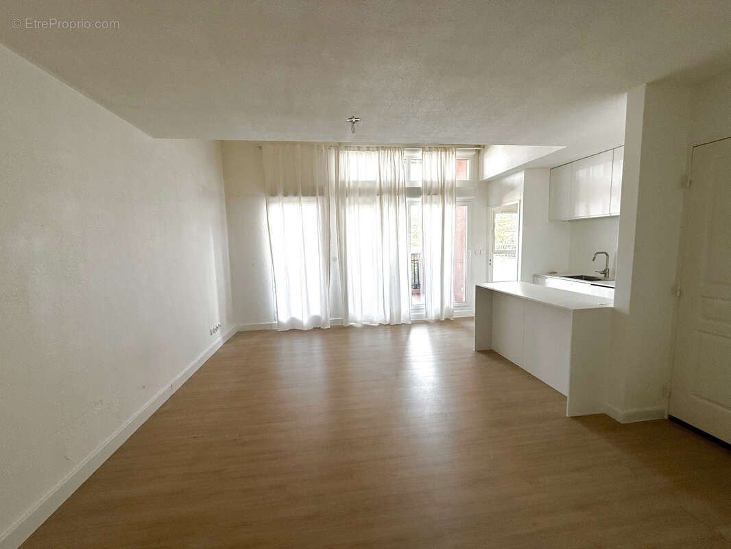 T3-4 ALLAUCH , Le Logis-Neuf - photo 2