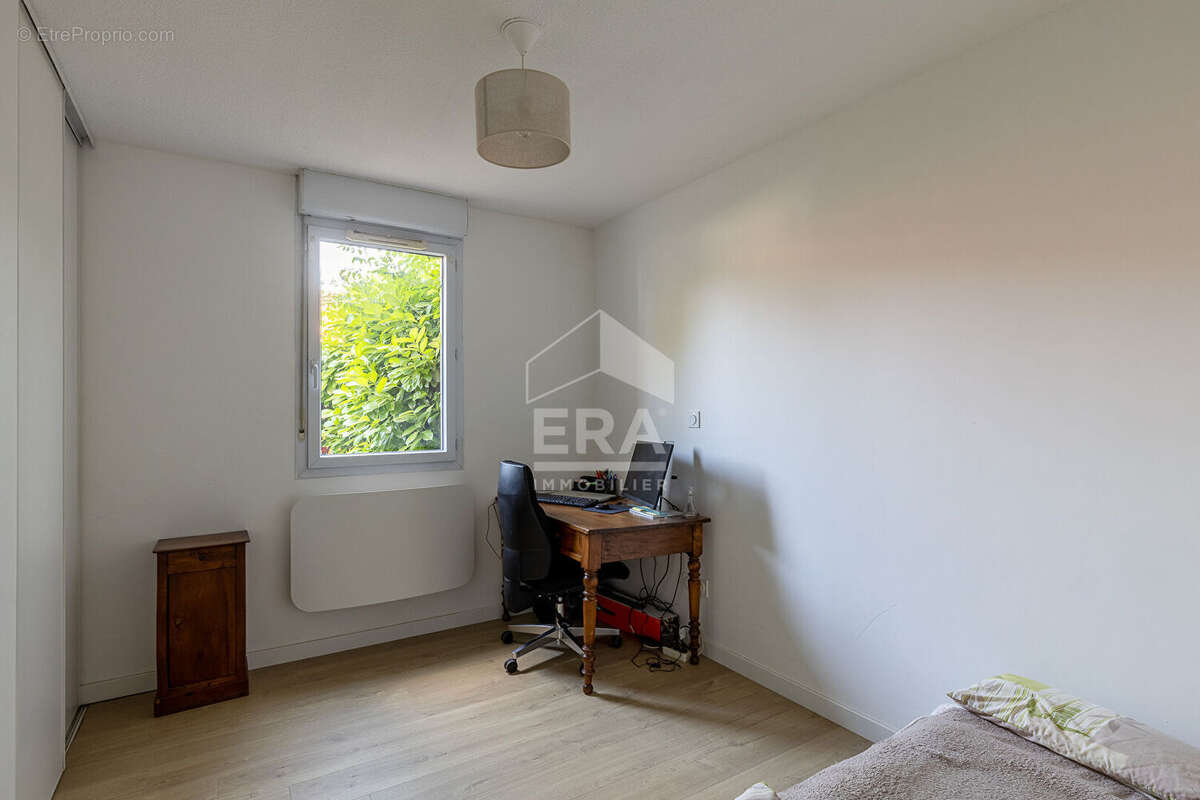 Appartement à BRUGUIERES