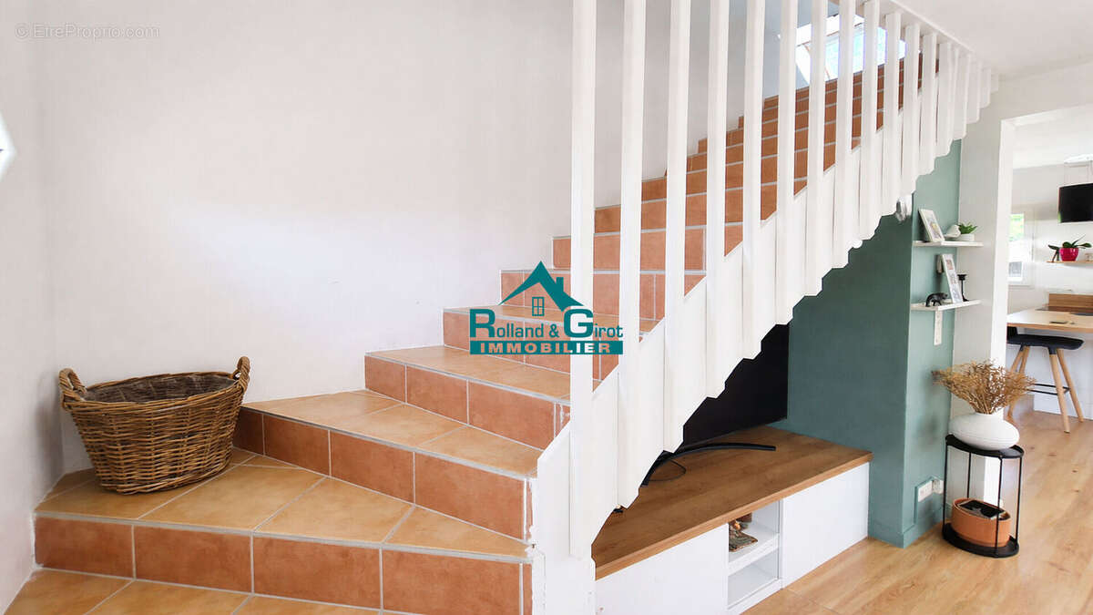 Maison à CHASNE-SUR-ILLET