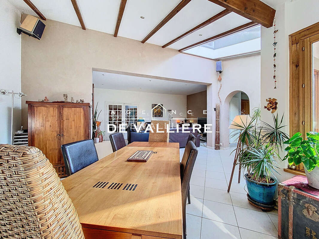 Maison à NOISY-LE-SEC