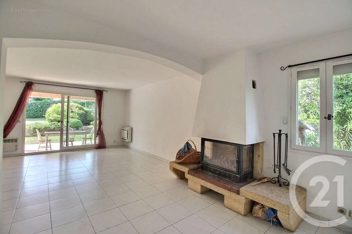 Maison 163 m² à Valbonne  - photo 5