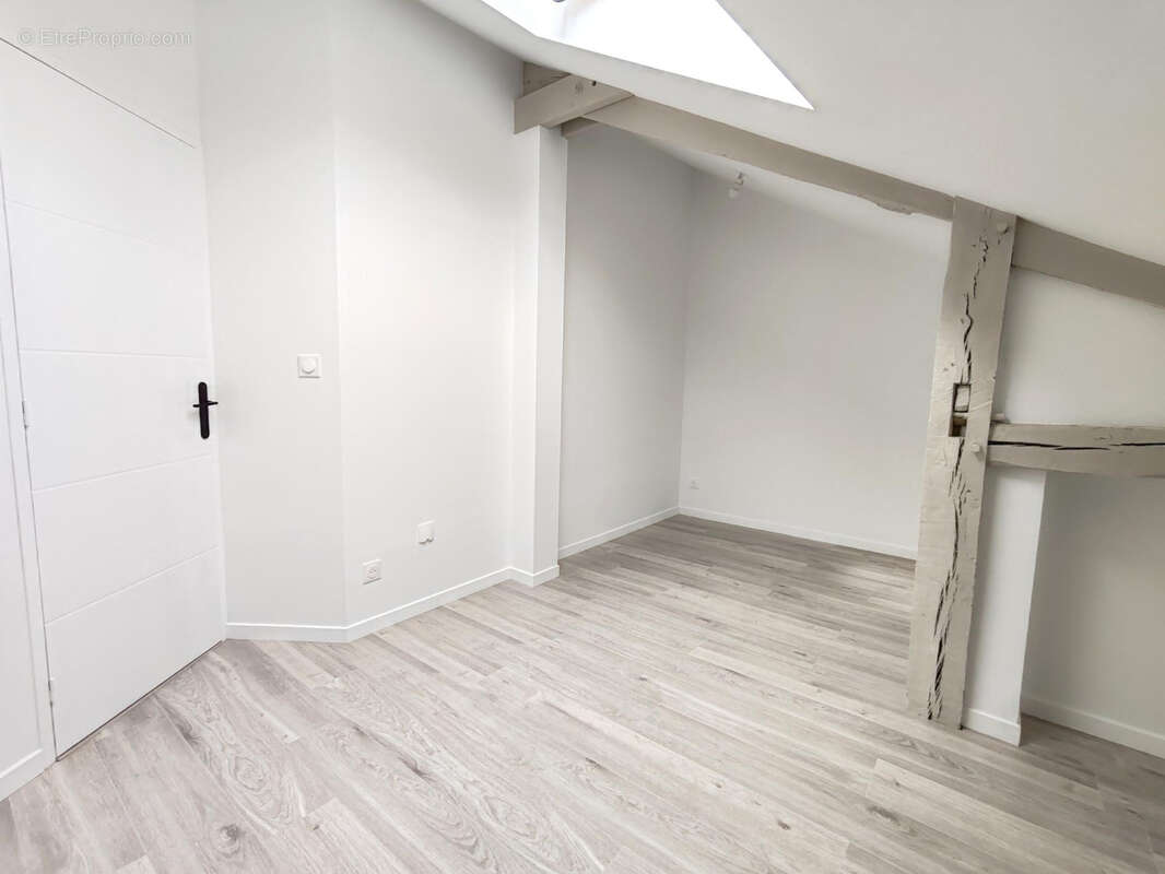 Maison à PIRE-SUR-SEICHE