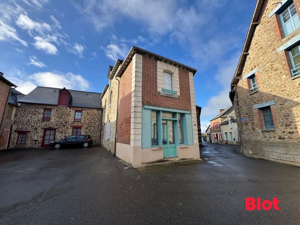 Appartement à LOUVIGNE-DE-BAIS