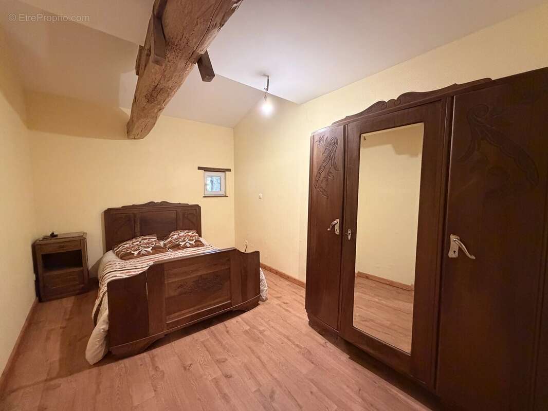 Propriété de caractère exceptionnelle avec appartement indépendant, potentiel gîte, garages et grand hangar - photo 30