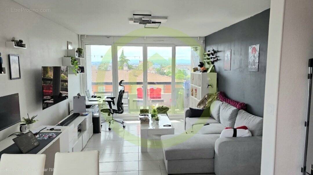 Appartement à SAINT-FONS