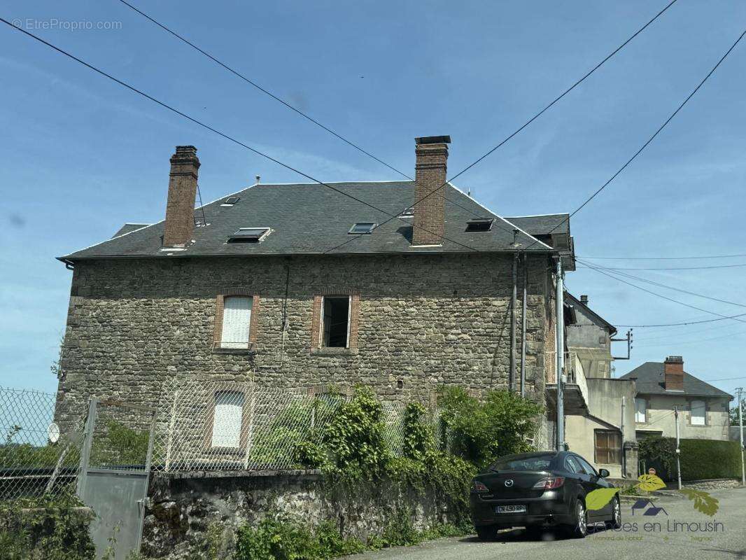 Appartement à TREIGNAC