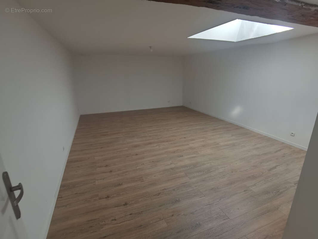 Maison à MONTEMBOEUF