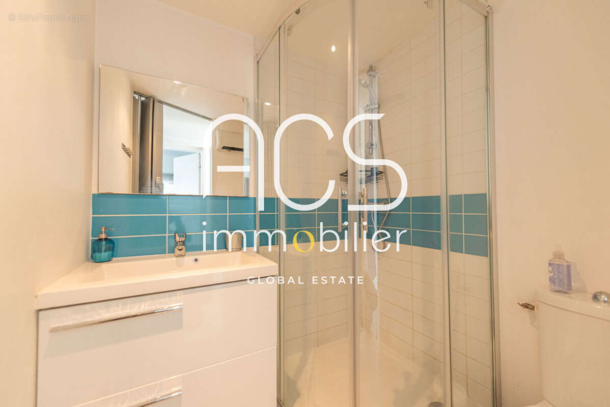 Maison à CHATEAUNEUF-LES-MARTIGUES