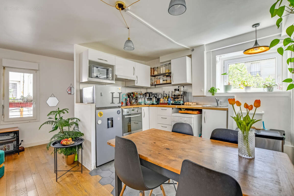 Appartement à PARIS-12E