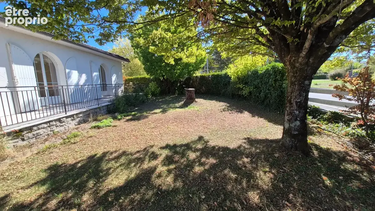 Pavillon Plain-Pied sur terrain clos et arboré, 3 chambres, proche bus et commerces - photo 9