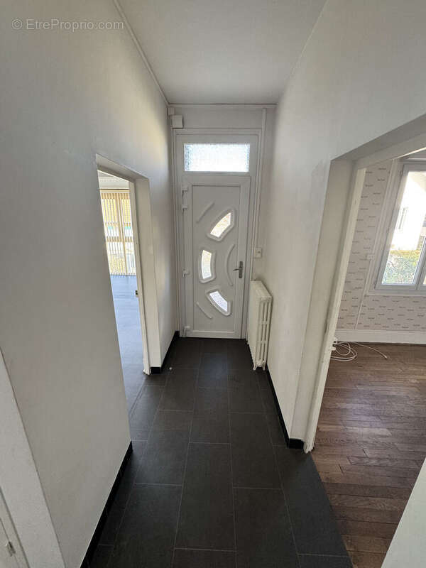 Photo 6 - Maison à GUEUGNON