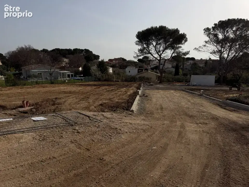 Terrain à MUS