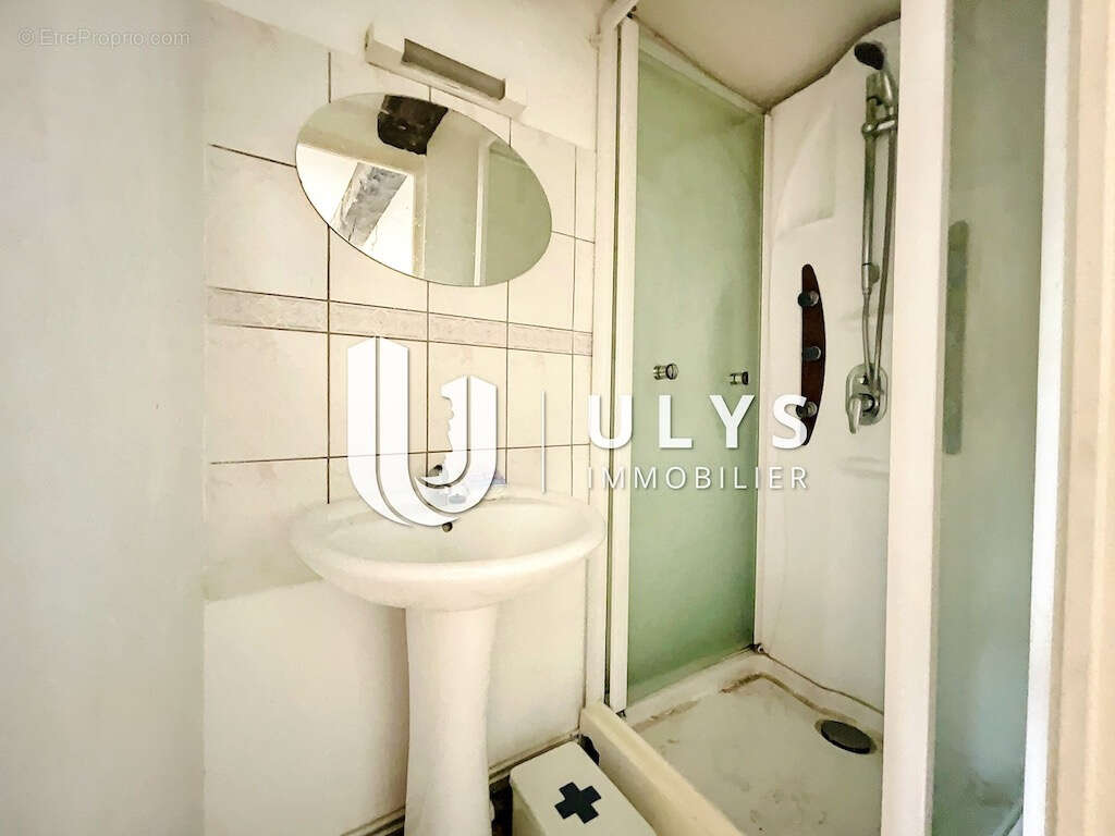 Appartement à PARIS-2E