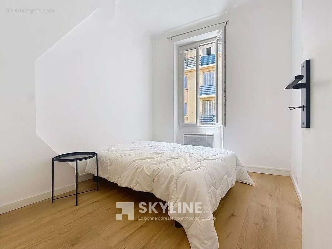 Appartement à MARSEILLE-4E