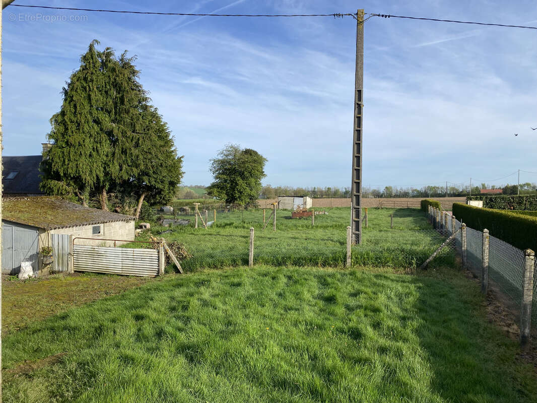 Maison à SAINT-MARTIN-DES-BESACES