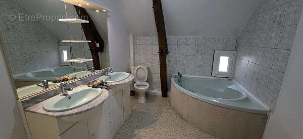 Maison à VILLERMAIN