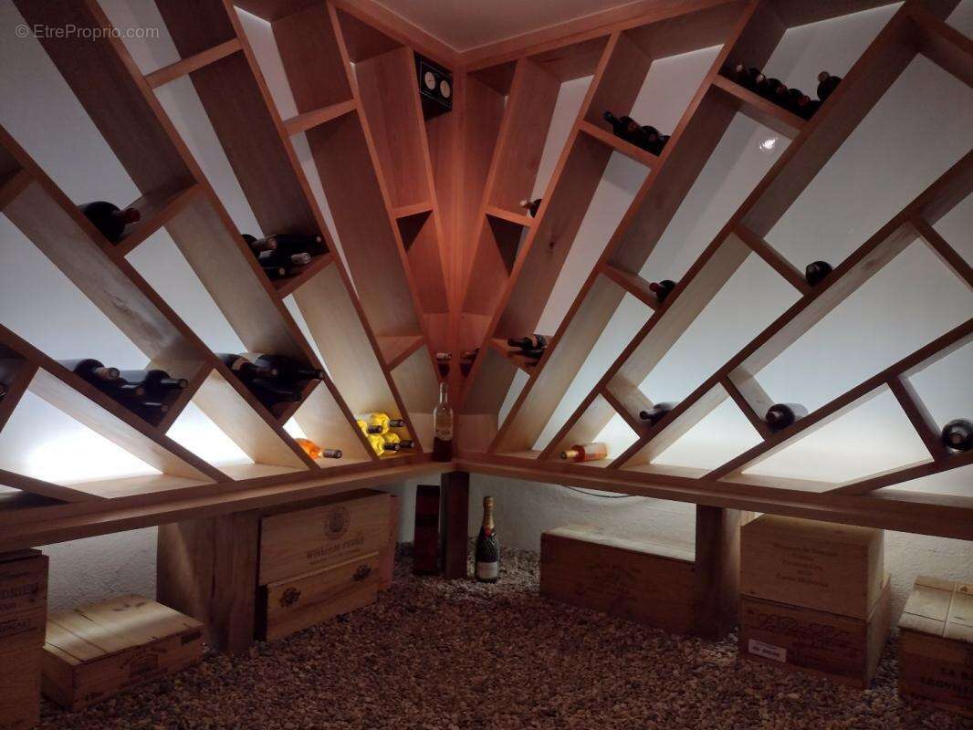 Maison à CASTELNAU-DE-MONTMIRAL