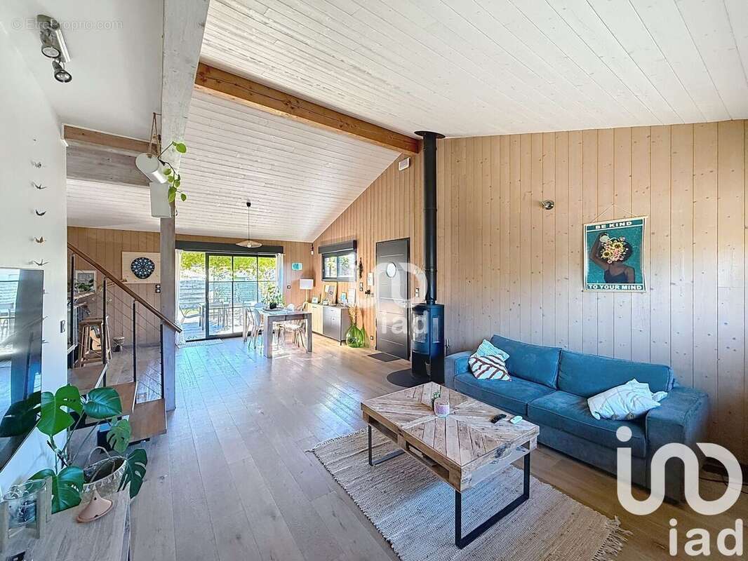 Photo 2 - Maison à SALLES