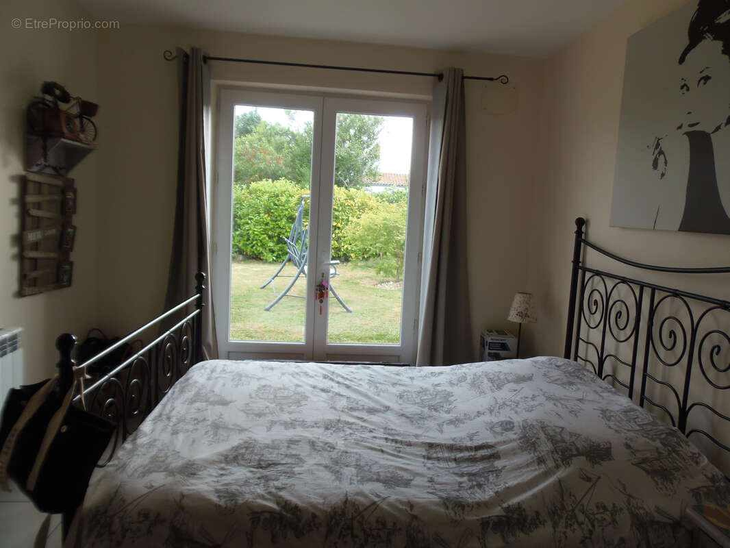 Maison à SAINT-FORT-SUR-GIRONDE