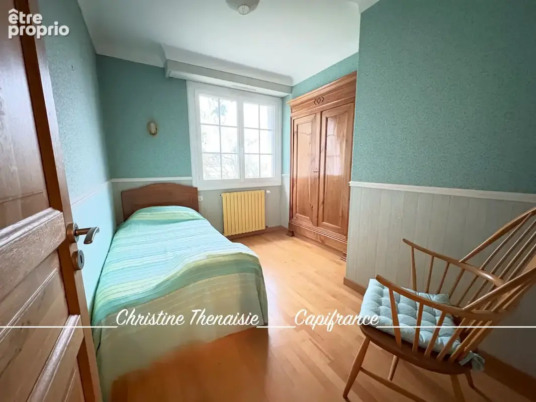 Maison à vendre sur un terrain de 2000 m2 - 4 chambres - Bureau - 3 salles d'eau - 3 wc - Dépendance de 110 m2 et garages LA GAR - photo 29