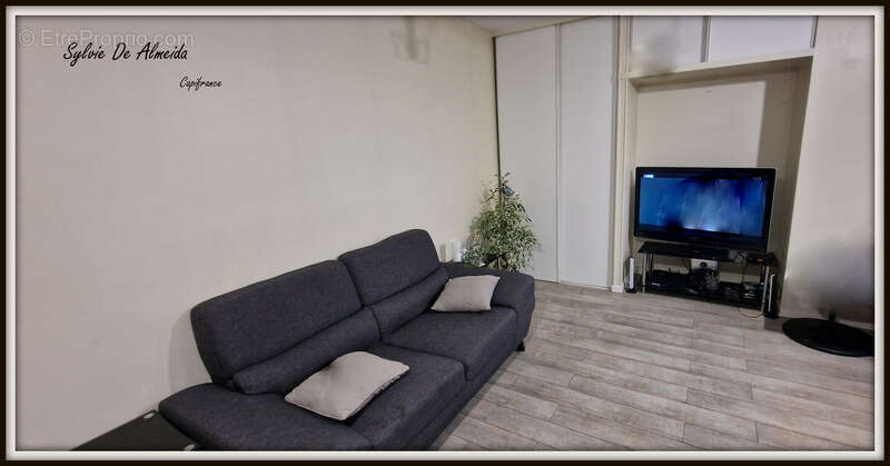 Maison à PONT-DE-VAUX