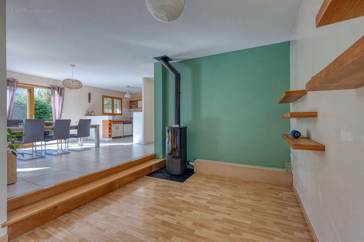 Maison à POMMIERS-LA-PLACETTE