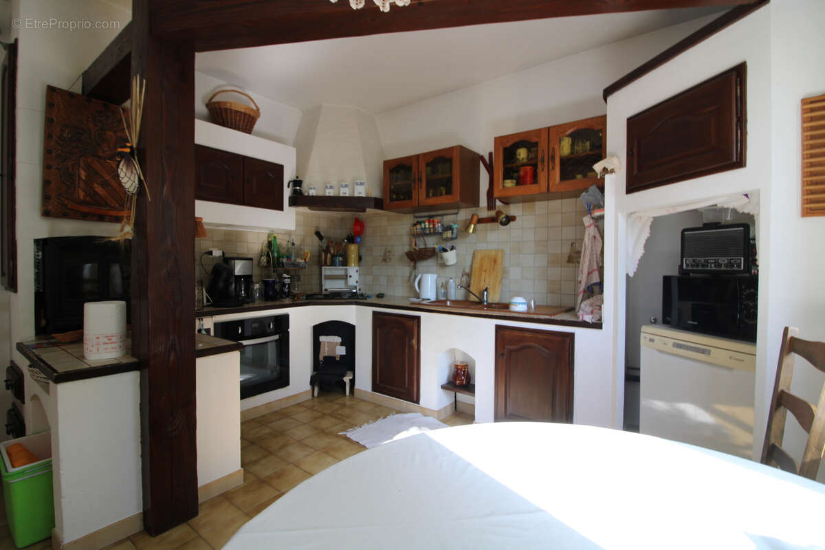 Maison à ALLEGRE-LES-FUMADES