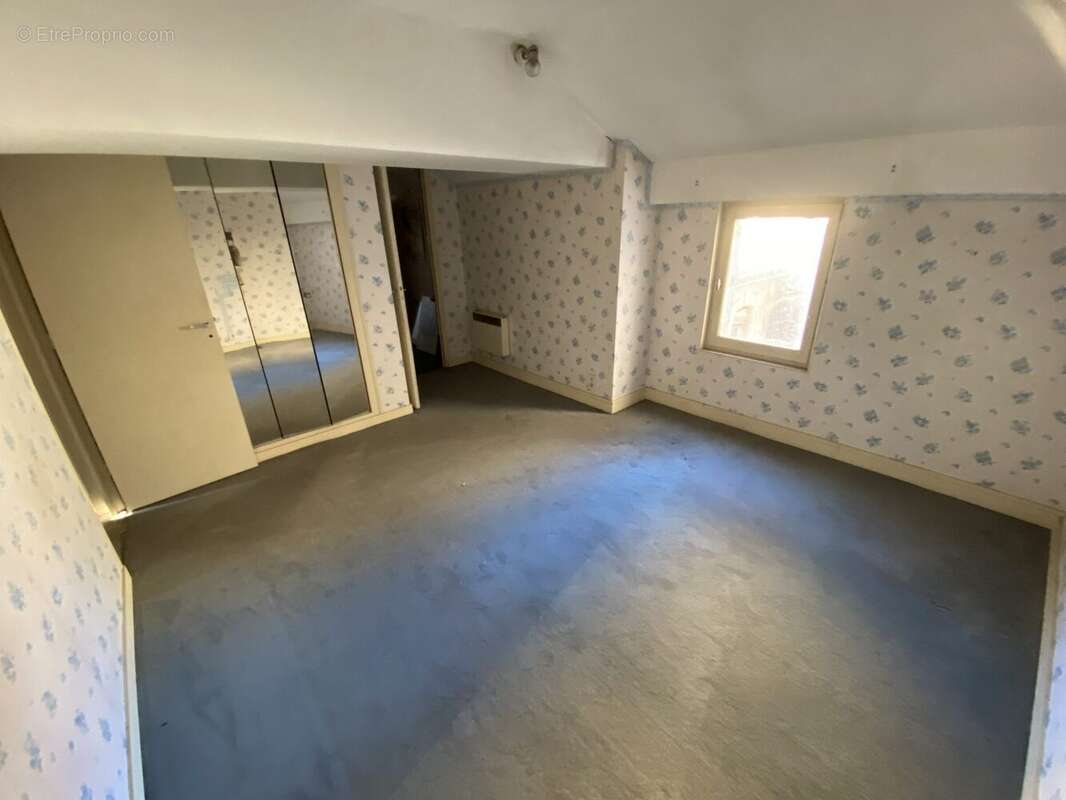 Maison à SAINT-CYPRIEN