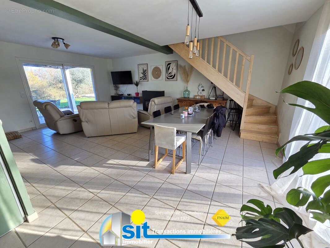 VILLA avec piscine - photo 7