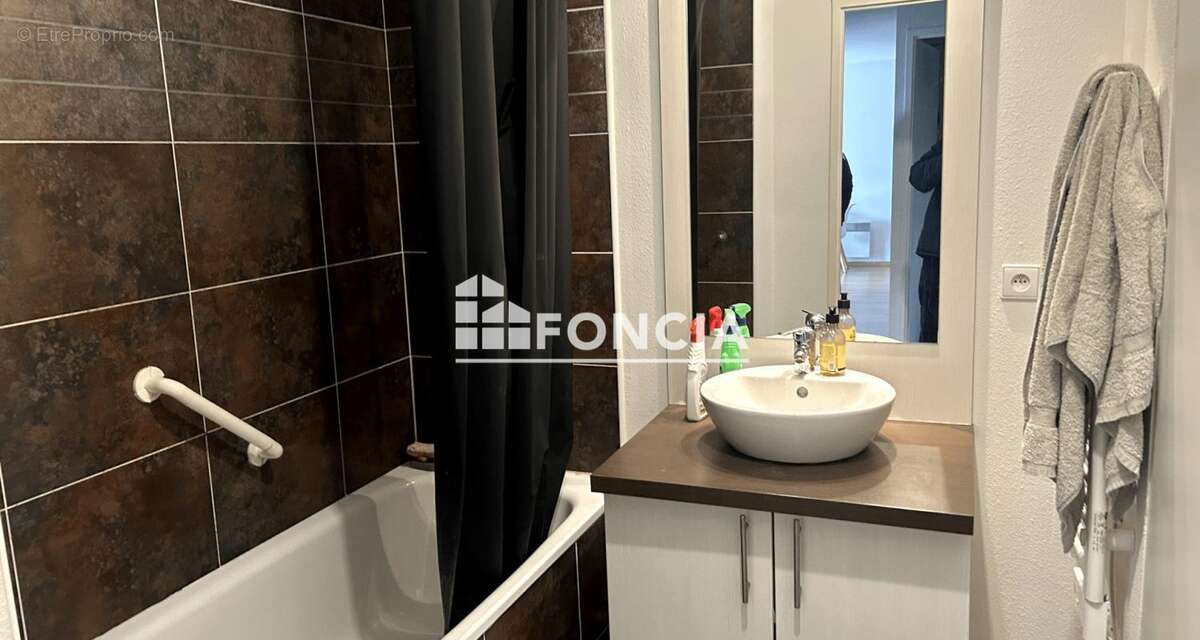 Appartement t3 avec 2 places de parking - photo 6