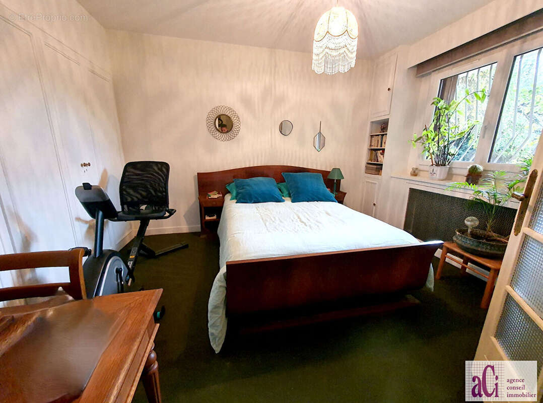 Maison à L&#039;HAY-LES-ROSES