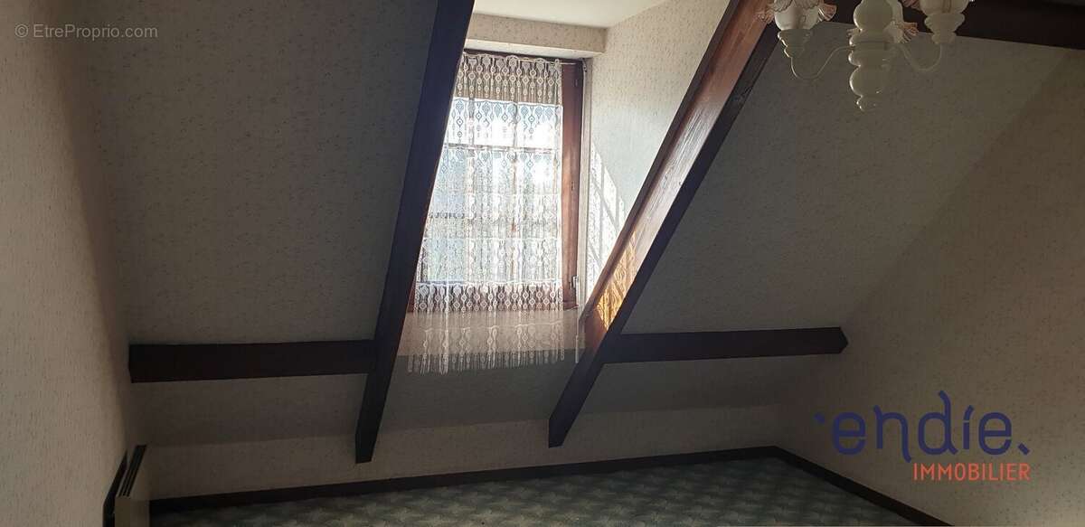 Maison à SAINT-VICTOR