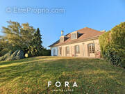 Maison à CONDE-SUR-NOIREAU