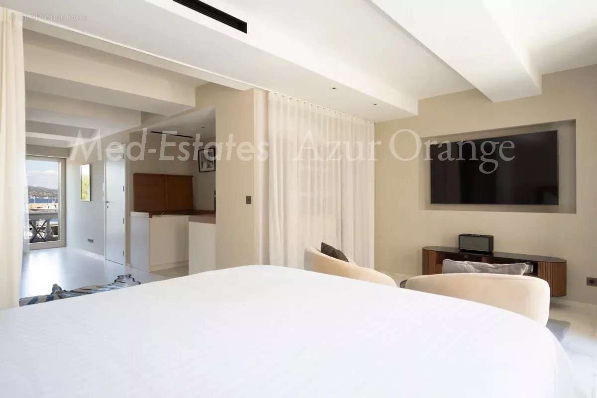 Appartement à SAINT-TROPEZ