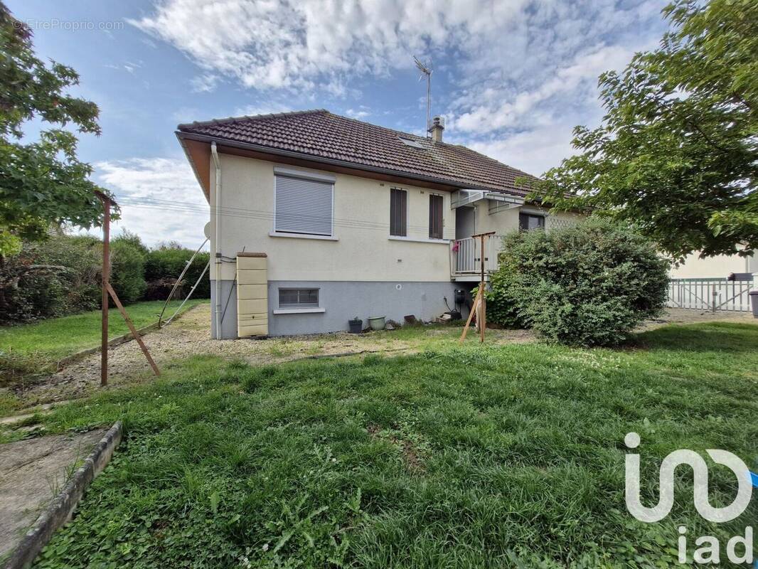 Photo 1 - Maison à EPINEAU-LES-VOVES