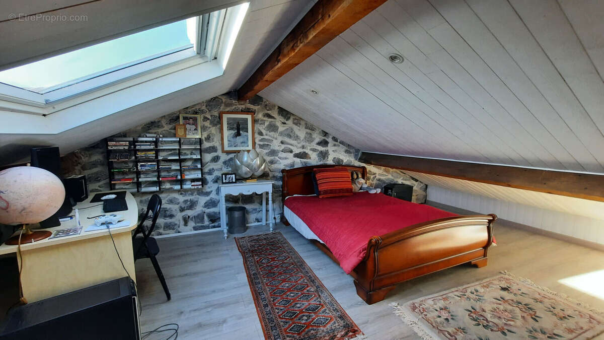 Maison à CLERMONT-FERRAND
