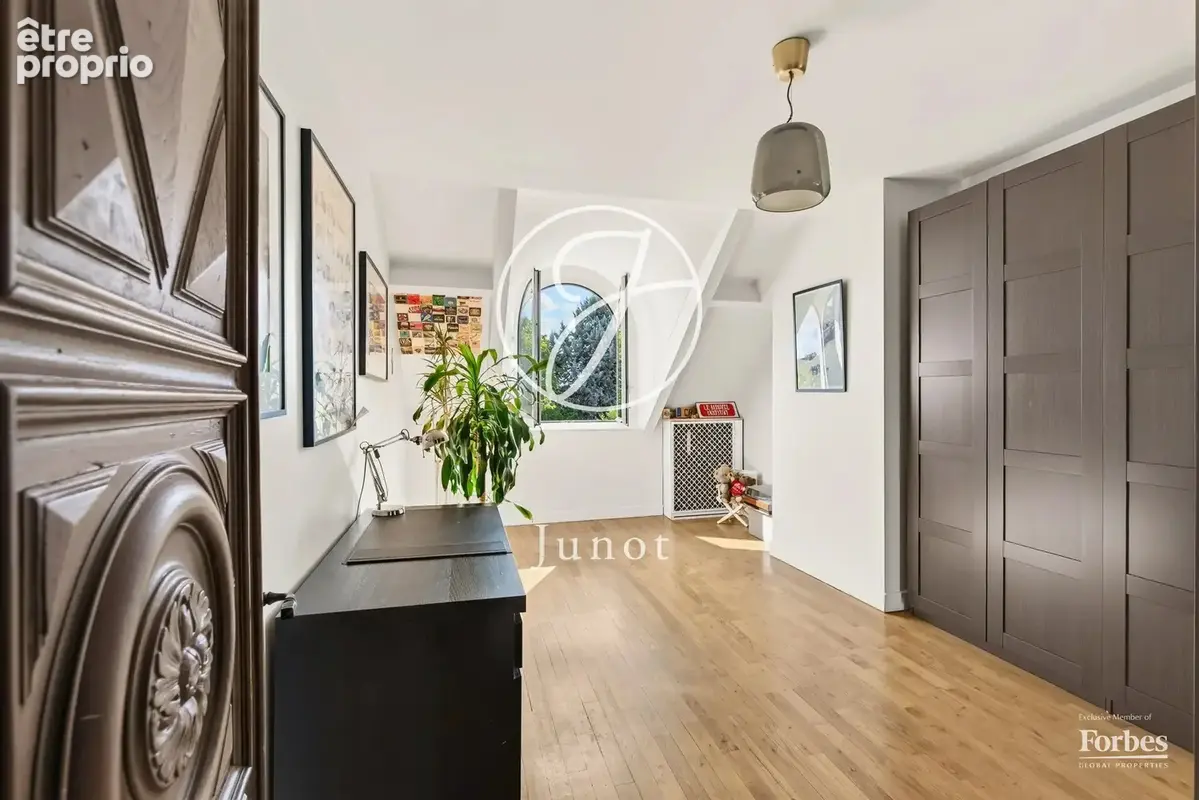 Saint-Cloud - MONTRETOUT - Maison 300 m² -  6 chambres - jardin - photo 15