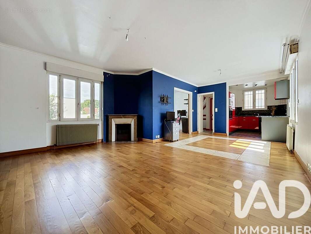 Photo 2 - Maison à SAINTE-GENEVIEVE-DES-BOIS