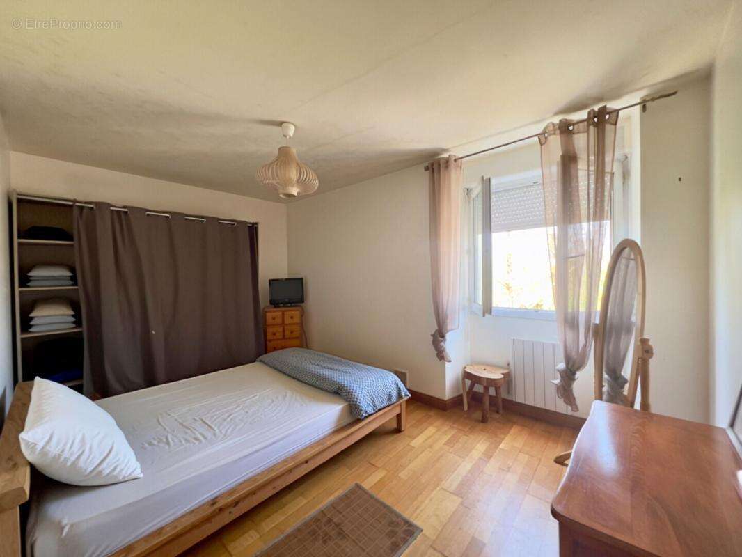 Maison Sevremoine 6 pièce(s) 141 m2 - photo 9