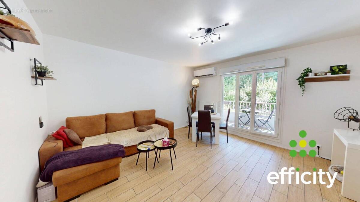 Appartement à OULLINS