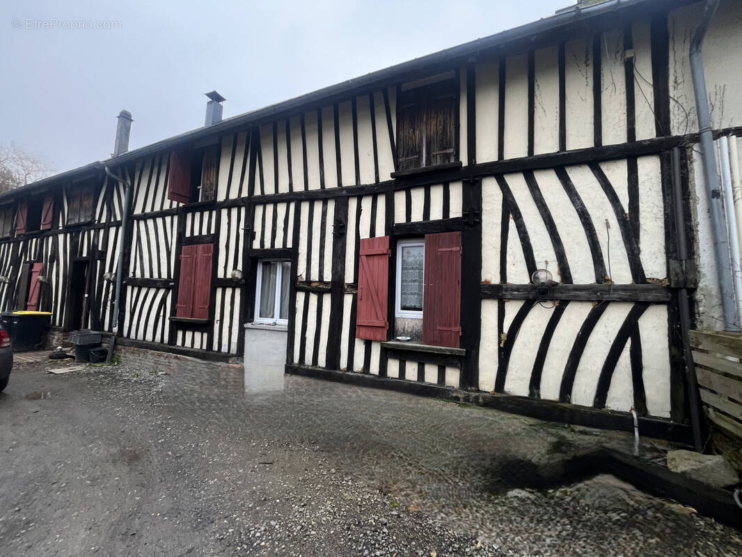 Maison à NESLE-NORMANDEUSE