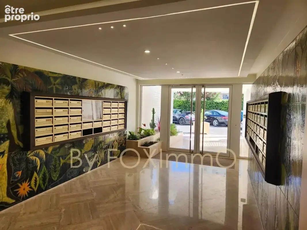 Appartement T1  30,50 m2 Bord de mer Juan les Pins - photo 4
